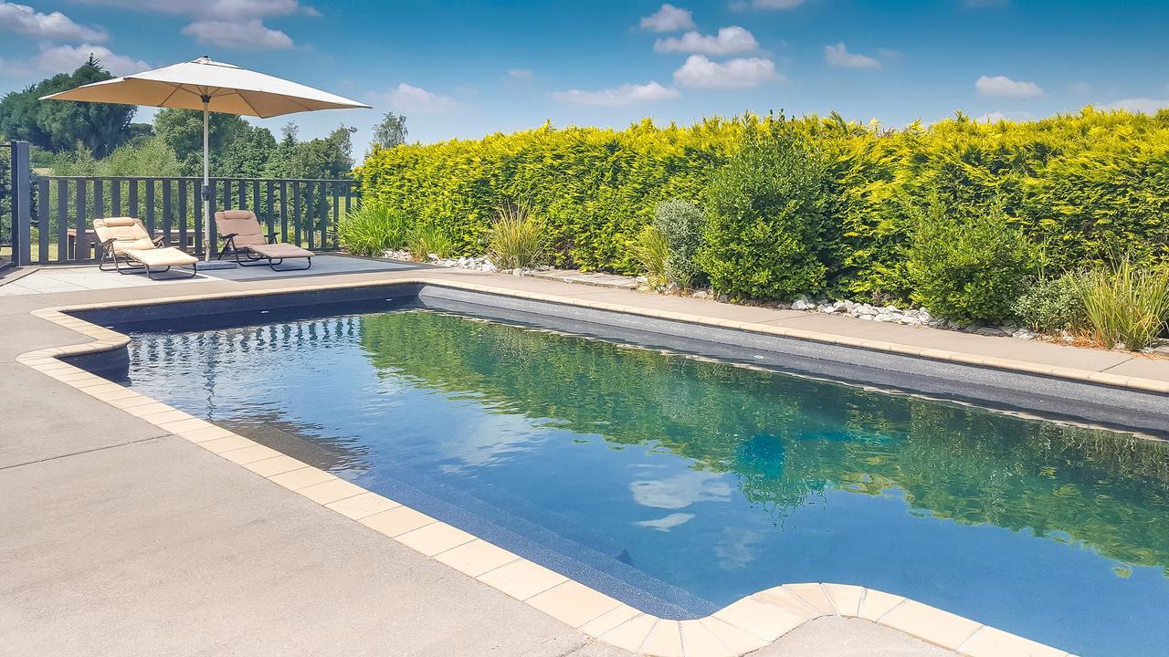 Mountviews Glamping Hotel Taupo Exterior photo